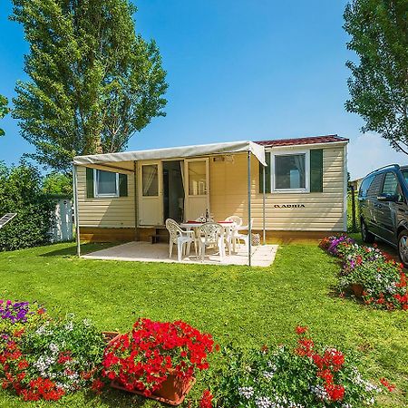 Eurocampingpacengo Hotell Lazise Exteriör bild