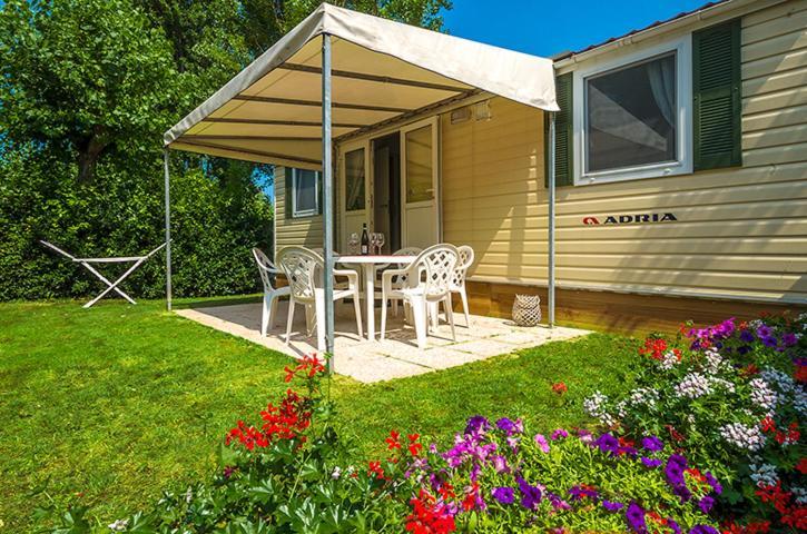Eurocampingpacengo Hotell Lazise Exteriör bild