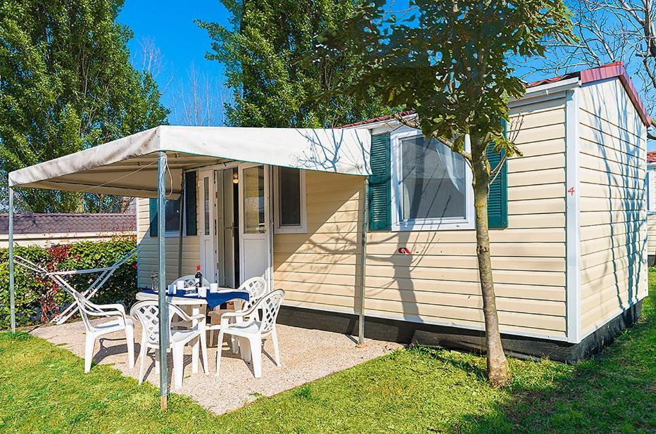 Eurocampingpacengo Hotell Lazise Exteriör bild
